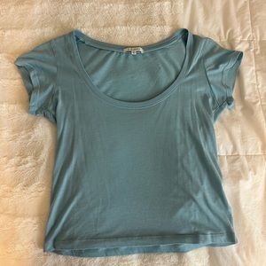 Lily Maes blue square neck top